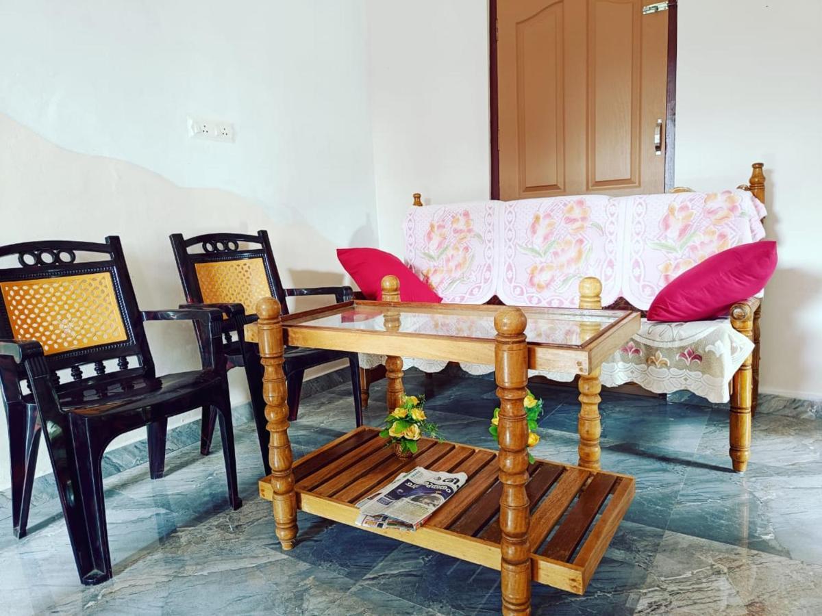 Tranquil Meadows Hues Apartment Kattappana Bagian luar foto