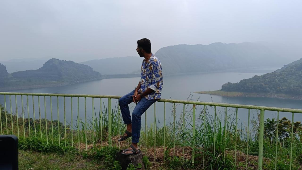 Tranquil Meadows Hues Apartment Kattappana Bagian luar foto